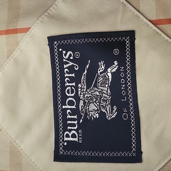 Burberry trench coat - Picture 4 of 6